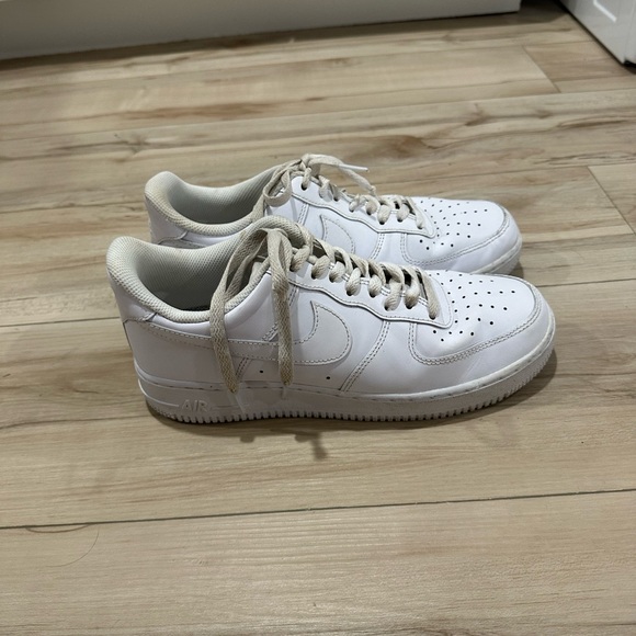 nike white air force ones. asking for 60$ willing to negotiate. - Picture 2 of 3